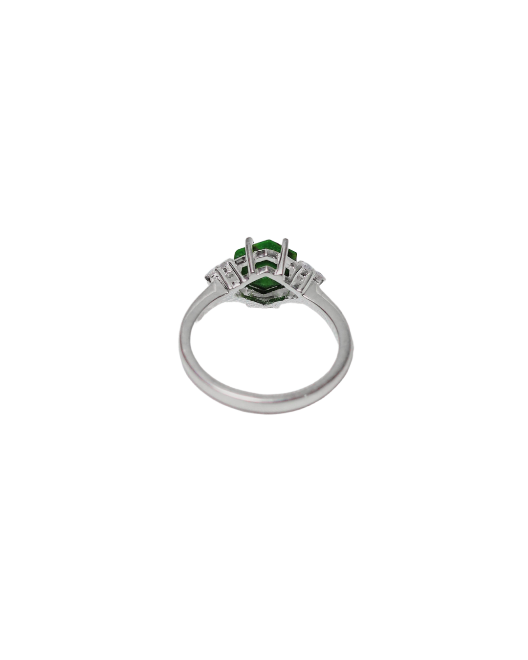 Emerald Majesty Ring – Exclusive Edition