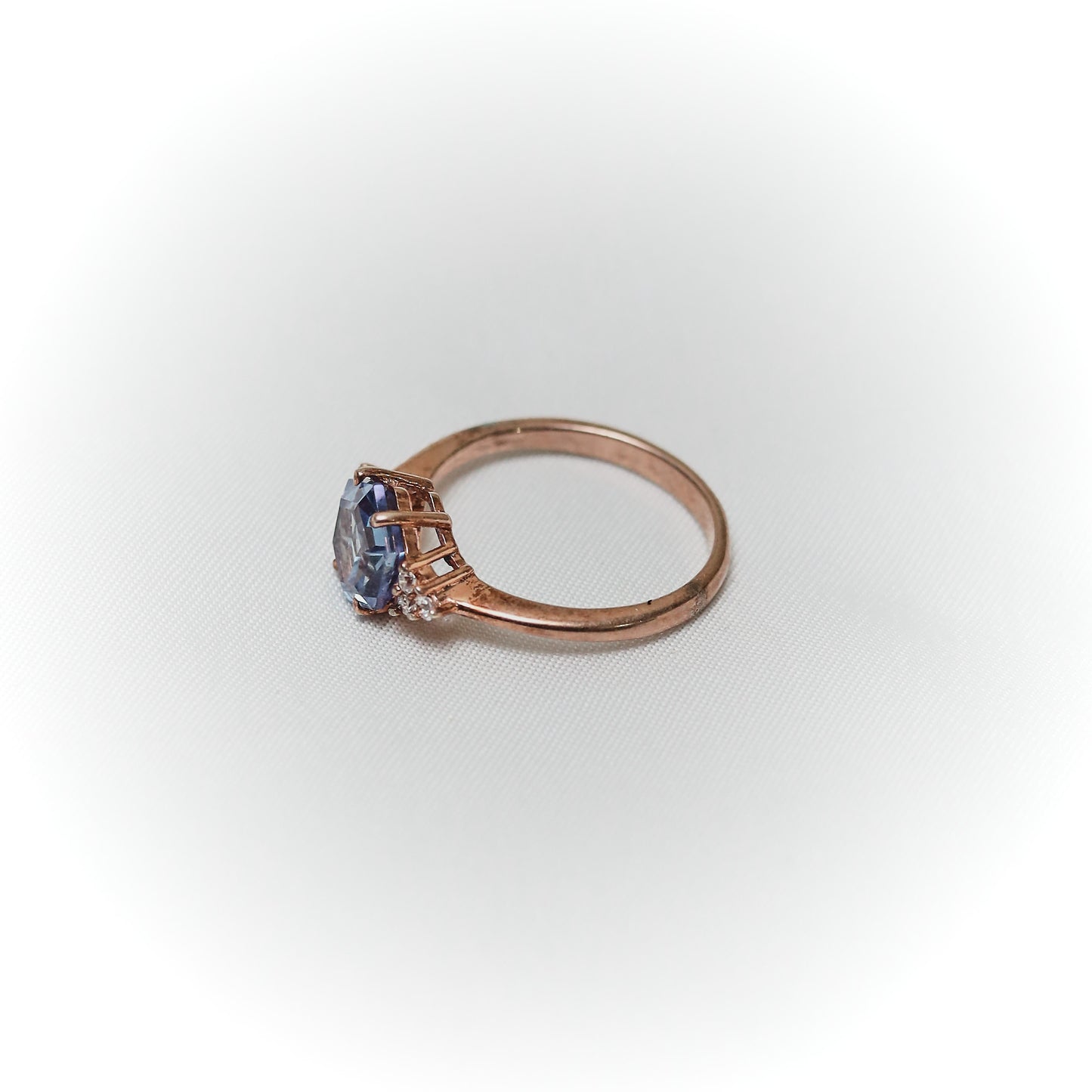 Midnight Elegance – London Blue Topaz Ring
