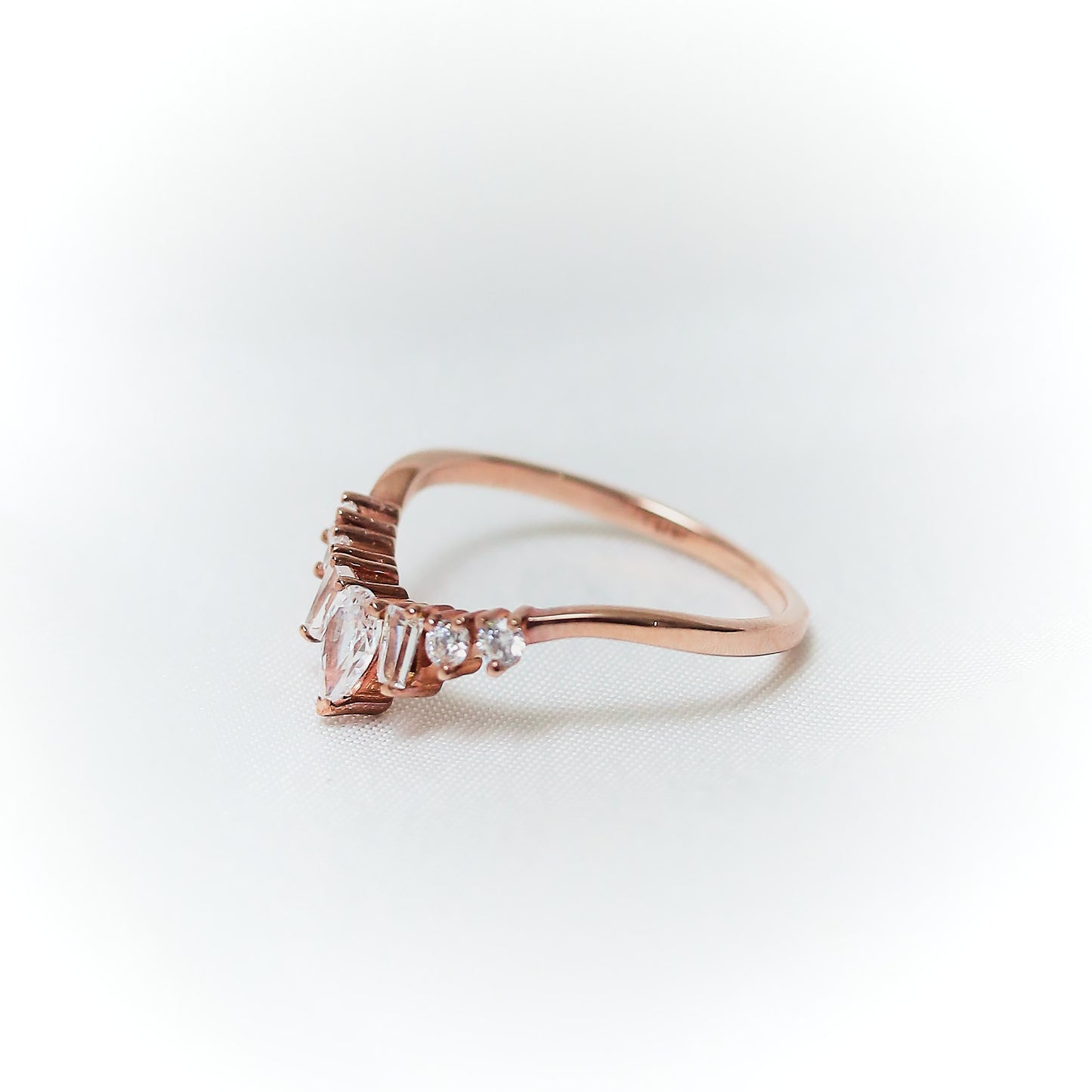Elysian Heart: The Rose Gold Empress Ring