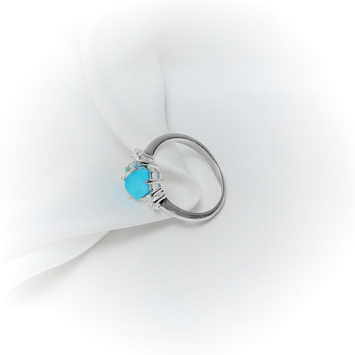 Luna Terra: The Sacred Balance Ring