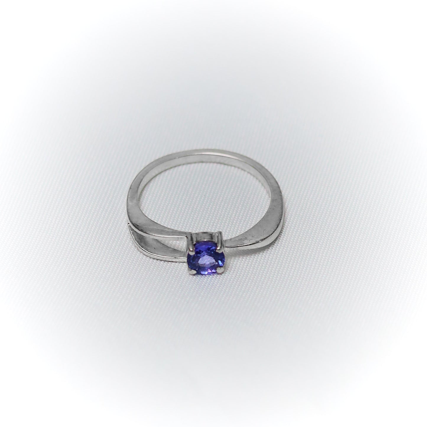 Signature Sapphire Ring