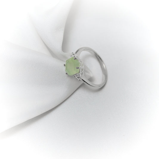 Ethereal Glow – Green Chalcedony Elegance Ring