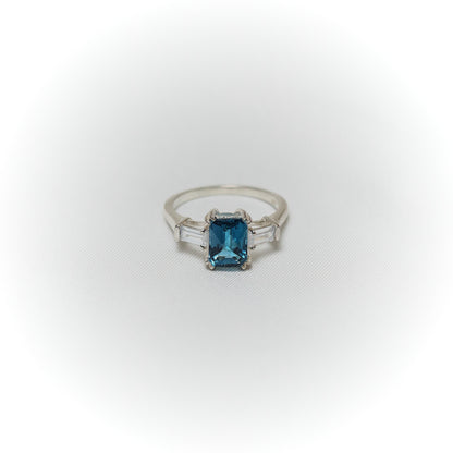 Ocean Majesty – London Blue Topaz Ring