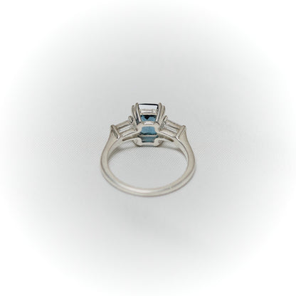 Ocean Majesty – London Blue Topaz Ring