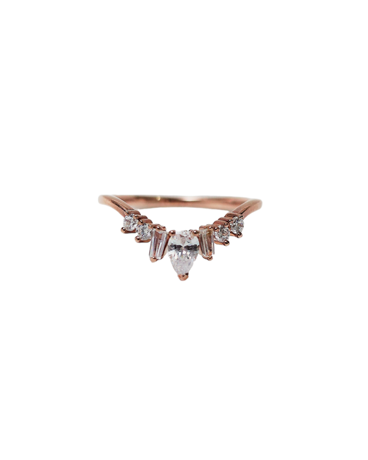 Elysian Heart: The Rose Gold Empress Ring